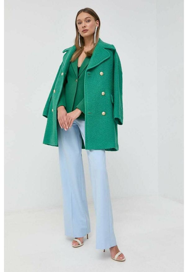 Red Valentino płaszcz wełniany kolor zielony przejściowy dwurzędowy. Okazja: na co dzień. Kolor: zielony. Materiał: wełna. Wzór: aplikacja. Styl: casual, klasyczny