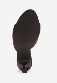 Born2be - Brązowe Klasyczne Klapki na Obcasie Typu Klepsydra z Odkrytym Noskiem Briziana. Okazja: na co dzień, na spotkanie biznesowe. Kolor: brązowy. Sezon: lato. Obcas: na obcasie. Styl: klasyczny. Wysokość obcasa: średni #7