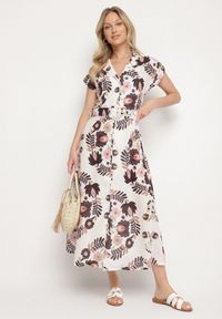 Born2be - Czarna Sukienka z Wiskozą o Koszulowym Kroju z Paskiem z Klamrą Nitasiela. Okazja: na co dzień. Typ kołnierza: dekolt w kształcie V. Kolor: czarny. Materiał: wiskoza. Długość rękawa: krótki rękaw. Typ sukienki: koszulowe. Styl: klasyczny, casual #5