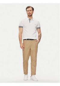 TOMMY HILFIGER - Tommy Hilfiger Polo Monotype MW0MW34737 Biały Slim Fit. Typ kołnierza: polo. Kolor: biały. Materiał: bawełna