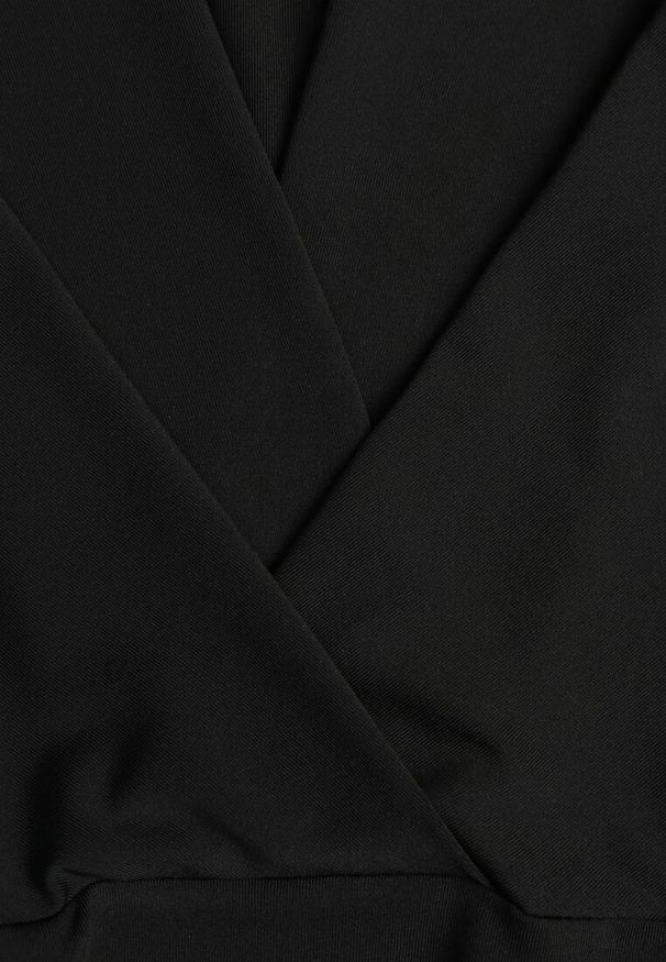 Renee - Czarny Kombinezon z Kopertowym Dekoltem Ivemie. Okazja: na co dzień, na imprezę. Kolor: czarny. Materiał: wiskoza. Styl: casual, elegancki, klasyczny, wizytowy