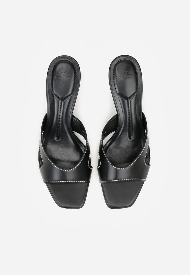 Born2be - Czarne Klapki na Szpilce Ozdobione Wycięciami Qhesova. Okazja: na co dzień. Kolor: czarny. Materiał: jeans. Wzór: aplikacja. Obcas: na szpilce. Styl: casual