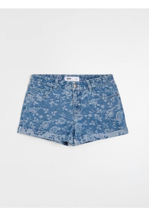 Sinsay - Jeansowe szorty z domieszką wiskozy i motywem kwiatowym - niebieski. Kolor: niebieski. Materiał: jeans, wiskoza. Wzór: kwiaty