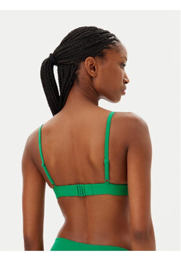 Chantelle Góra od bikini Hera C16WQF Zielony. Kolor: zielony. Materiał: syntetyk