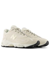 Buty unisex New Balance U100080P – beżowe. Kolor: beżowy. Materiał: zamsz. Szerokość cholewki: normalna #4