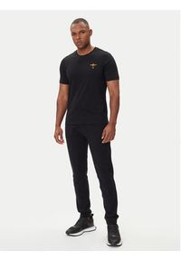 Aeronautica Militare T-Shirt 252TS1580UJ00372 Czarny Regular Fit. Kolor: czarny. Materiał: bawełna