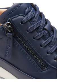 Clarks Sneakersy Tivoli Zip 26176649 Granatowy. Kolor: niebieski. Materiał: skóra
