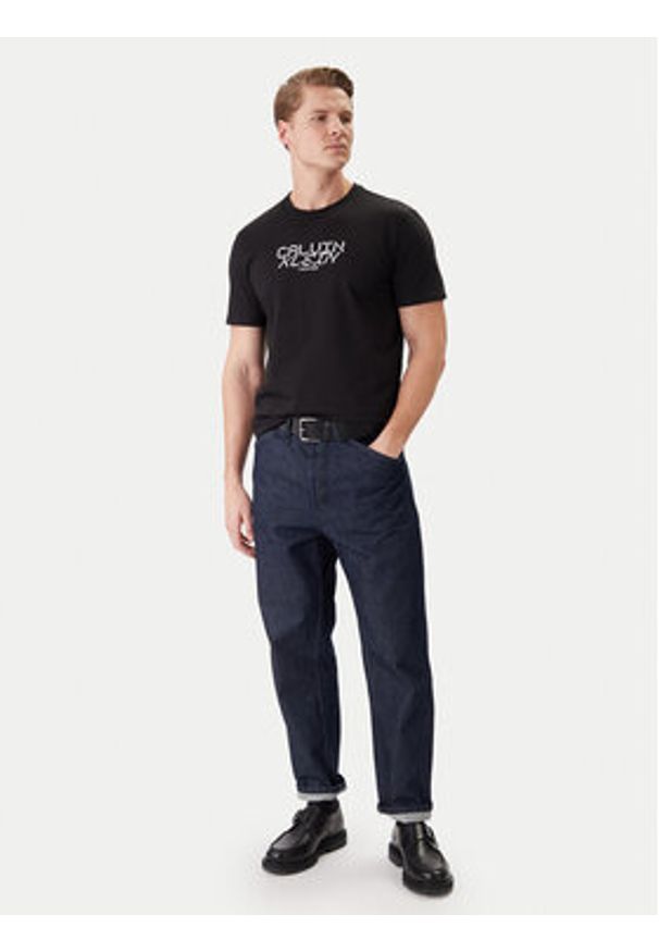 Calvin Klein Jeans T-Shirt LV14RE818G Czarny Classic Fit. Kolor: czarny. Materiał: bawełna