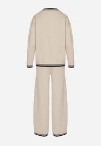 Born2be - Jasnobeżowy Dzianinowy Komplet z Ozdobną Lamówką Sweter i Szerokie Spodnie Ralenae. Kolor: beżowy. Materiał: dzianina #7