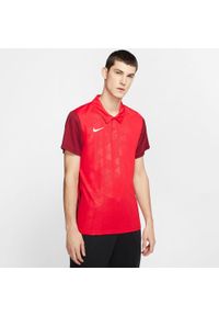 Koszulka treningowa męska Nike Trophy IV. Kolor: czerwony. Długość rękawa: krótki rękaw. Długość: krótkie
