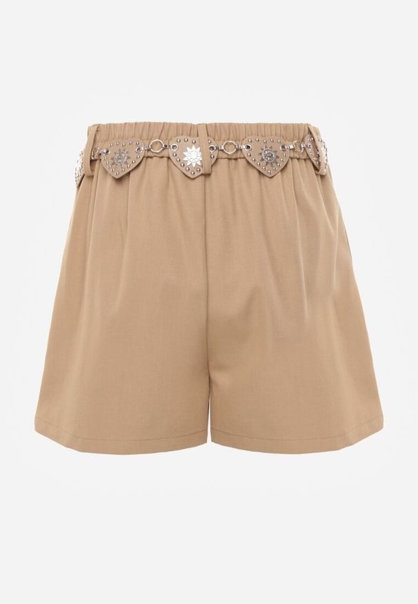 Born2be - Beżowe Spódnico-Szorty Ozdobione Łańcuszkiem z Sercami Rhenara. Okazja: na co dzień. Kolor: beżowy. Materiał: koronka. Wzór: aplikacja. Styl: rockowy, elegancki, casual, wizytowy