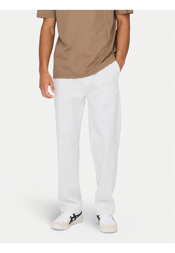Only & Sons Spodnie materiałowe Sinus 22028267 Biały Loose Fit. Kolor: biały. Materiał: bawełna