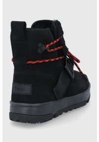 Ugg - UGG Śniegowce zamszowe kolor czarny. Nosek buta: okrągły. Zapięcie: sznurówki. Kolor: czarny. Materiał: zamsz #5