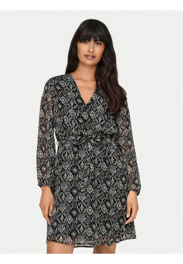 only - ONLY Sukienka codzienna Cera 15236376 Czarny Regular Fit. Okazja: na co dzień. Kolor: czarny. Materiał: syntetyk. Typ sukienki: proste. Styl: casual