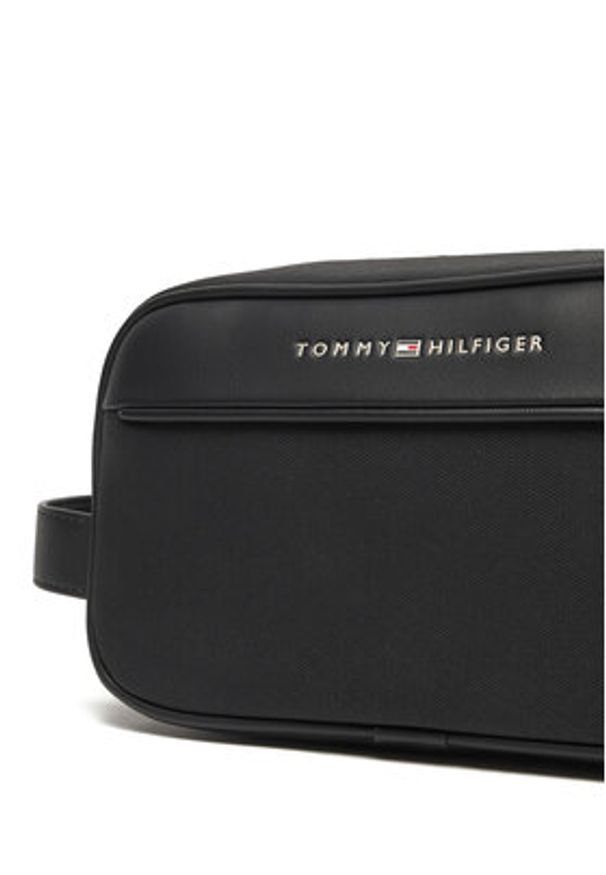 TOMMY HILFIGER - Tommy Hilfiger Kosmetyczka Th Foundation Washbag AM0AM13747 Czarny. Kolor: czarny. Materiał: skóra
