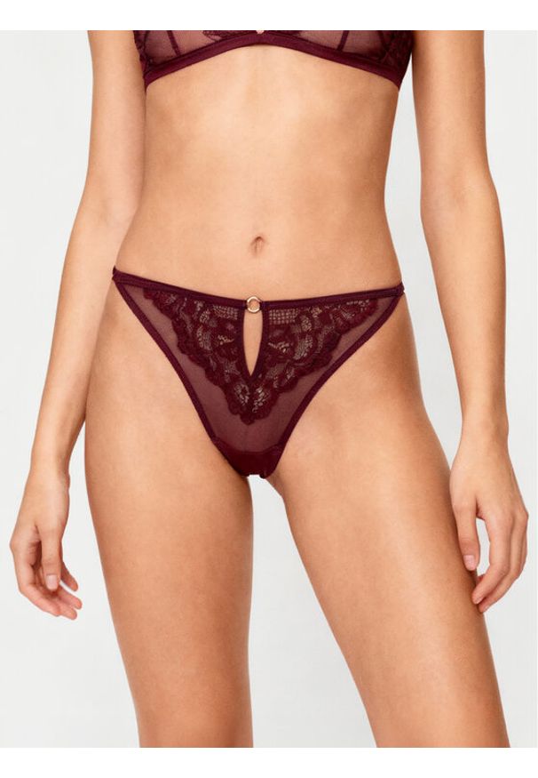 Hunkemöller Stringi 302380 Bordowy. Kolor: czerwony. Materiał: syntetyk