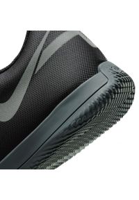 Buty piłkarskie Nike Phantom GT2 Club Ic M DC0829 004 czarne czarne. Zapięcie: sznurówki. Kolor: czarny. Materiał: guma, syntetyk. Szerokość cholewki: normalna. Sport: piłka nożna #4