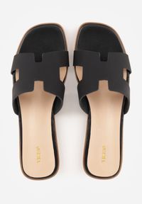 Born2be - Czarne Klapki VICES Casual z Kwadratowym Noskiem i Wycięciami Zepaela. Okazja: na co dzień. Kolor: czarny. Materiał: jeans. Styl: casual #9