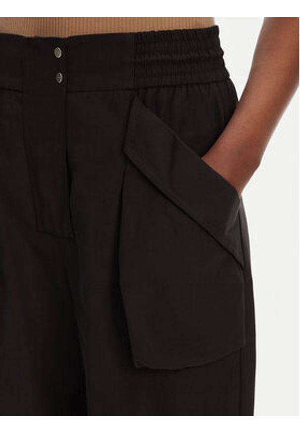 Pinko - PINKO Spodnie materiałowe Vedrai 104704 A2ER Czarny Regular Fit. Kolor: czarny. Materiał: bawełna