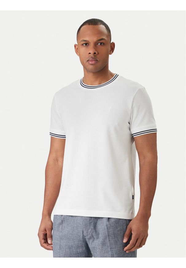 JOOP! T-Shirt Jose 30101942 Biały Regular Fit. Kolor: biały. Materiał: bawełna