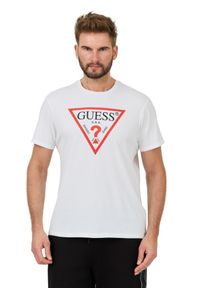 Guess - GUESS Biały t-shirt z dużym logo Clsc Tri Logo. Kolor: biały #4