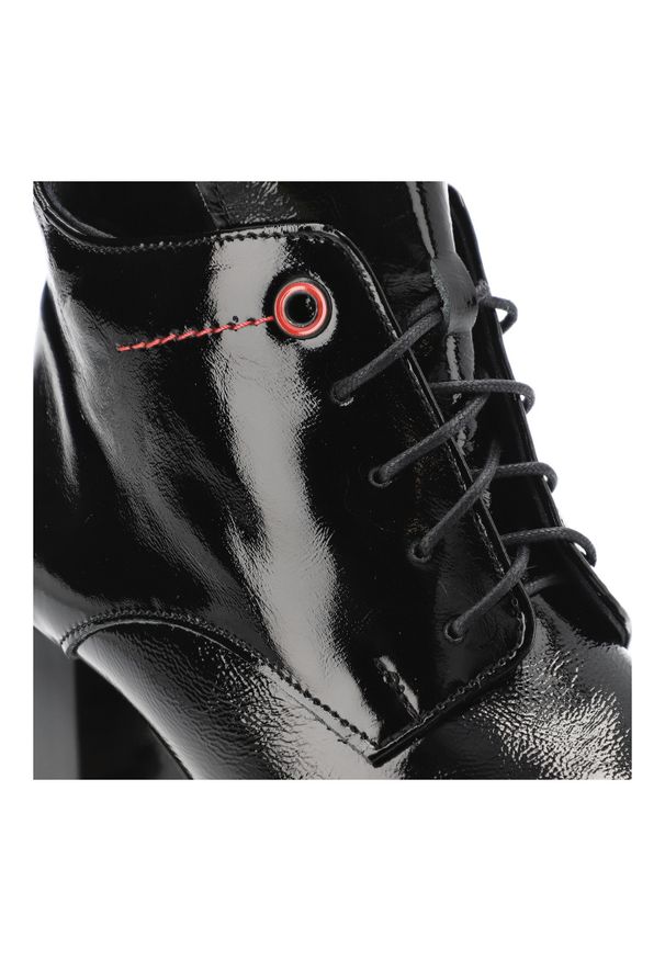 Czarne Botki Armodo Stylowe Obuwie Damskie. Kolor: czarny. Materiał: materiał. Styl: elegancki