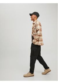 Jack & Jones - Jack&Jones Spodnie materiałowe Ace 12216664 Czarny Carrot Fit. Kolor: czarny. Materiał: bawełna