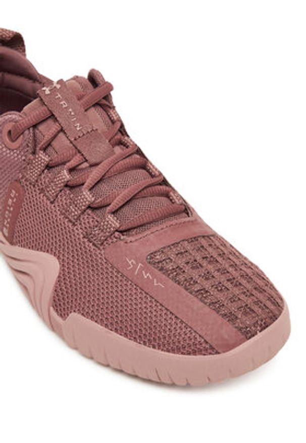 Under Armour Buty na siłownię UA Reign 6 3027342 Różowy. Kolor: różowy. Materiał: materiał. Sport: fitness