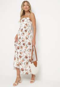 Born2be - Beżowa Sukienka z Wiskozą o Rozkloszowanym Kroju w Kwiaty Nalorene. Okazja: na co dzień. Typ kołnierza: dekolt kwadratowy. Kolor: beżowy. Materiał: wiskoza. Długość rękawa: na ramiączkach. Wzór: kwiaty. Typ sukienki: rozkloszowane. Styl: casual, elegancki #5