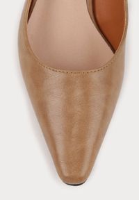 Born2be - Ciemnobeżowe Czółenka Vices na Obcasie w Stylu Kaczuszki z Wkładką ze Skóry Naturalnej Lukke. Kolor: beżowy. Materiał: skóra. Obcas: na obcasie. Styl: elegancki. Wysokość obcasa: średni #2
