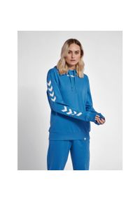 Bluza z kapturem Hummel Legacy. Typ kołnierza: kaptur. Kolor: niebieski. Materiał: bawełna, materiał. Wzór: nadruk. Sport: fitness