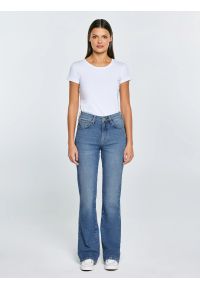 Big-Star - Jeansy damskie bootcut niebieskie Chiara 333. Stan: podwyższony. Kolor: niebieski. Styl: retro #5