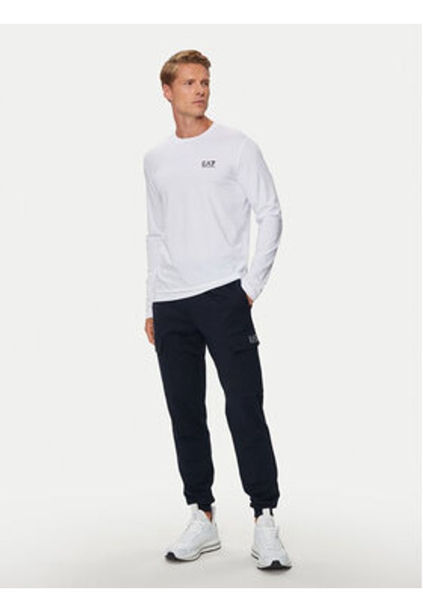 EA7 Emporio Armani Longsleeve 8NPT28 PJVQZ 1100 Biały Regular Fit. Kolor: biały. Materiał: bawełna. Długość rękawa: długi rękaw
