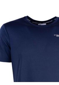 North Sails X Prada T-shirt "Mistral" | 45 2303 000 | T-shirt Mistral | Mężczyzna | Granatowy. Okazja: na co dzień. Kolor: niebieski. Materiał: poliester. Wzór: nadruk, aplikacja. Styl: casual #3