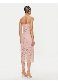 YAS Sukienka koktajlowa Milda 26032368 Różowy Regular Fit. Kolor: różowy. Materiał: syntetyk. Styl: wizytowy #6