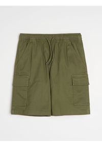 Sinsay - Bawełniane szorty cargo - zielony. Kolor: zielony. Materiał: bawełna #1