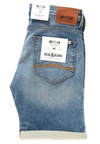 Mustang - SPODENKI MUSTANG Chicago Short DENIM BLUE 1007754 5000 103. Materiał: denim