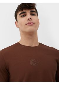 4f - T-shirt regular gładki męski. Kolor: brązowy. Materiał: bawełna. Wzór: gładki