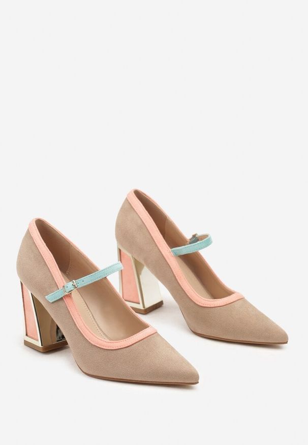 Born2be - Ciemnobeżowe Czółenka na Obcasie Ozdobione Paskiem i Metaliczną Aplikacją Linnevara. Okazja: na randkę. Zapięcie: pasek. Kolor: beżowy. Materiał: satyna. Wzór: aplikacja. Obcas: na obcasie. Styl: elegancki. Wysokość obcasa: średni