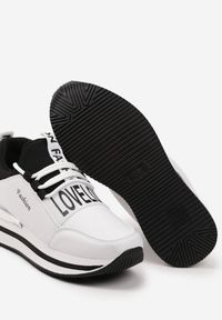 Born2be - Biało-Czarne Sneakersy na Grubszej Podeszwie ze Sznurowaniem z Metaliczną Wstawką Zosemia. Nosek buta: okrągły. Kolor: biały. Materiał: materiał. Obcas: na obcasie. Wysokość obcasa: niski #5