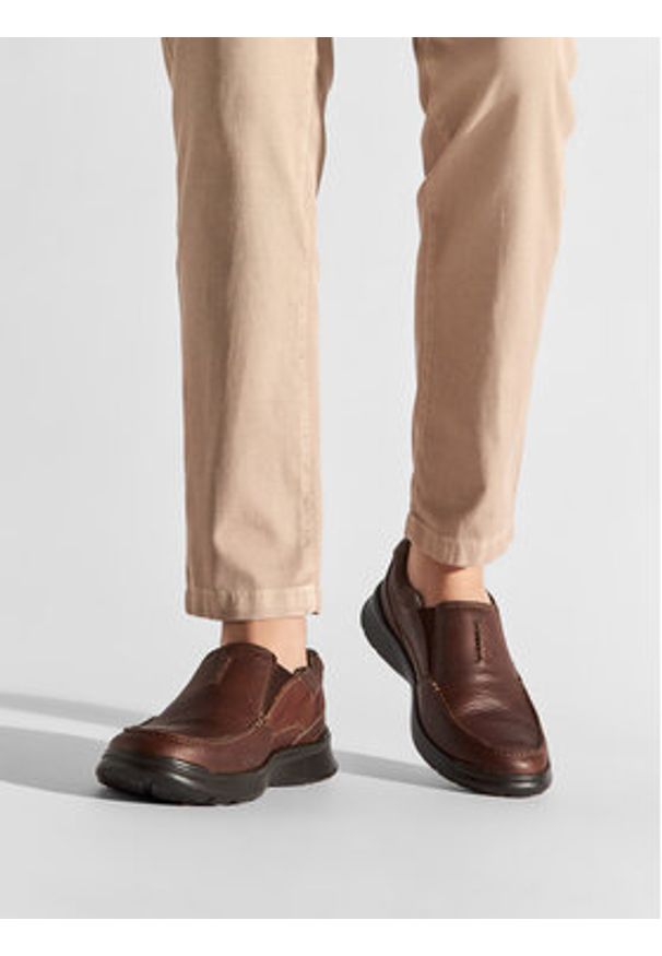 Clarks Półbuty Cotrell Free 261315667 Brązowy. Kolor: brązowy. Materiał: skóra