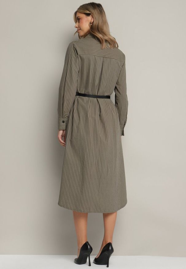 Born2be - Zielona Koszulowa Sukienka na Guziki z Paskiem i Imitacją Kieszeni Tintarra. Kolor: zielony. Typ sukienki: koszulowe. Styl: sportowy, klasyczny, elegancki