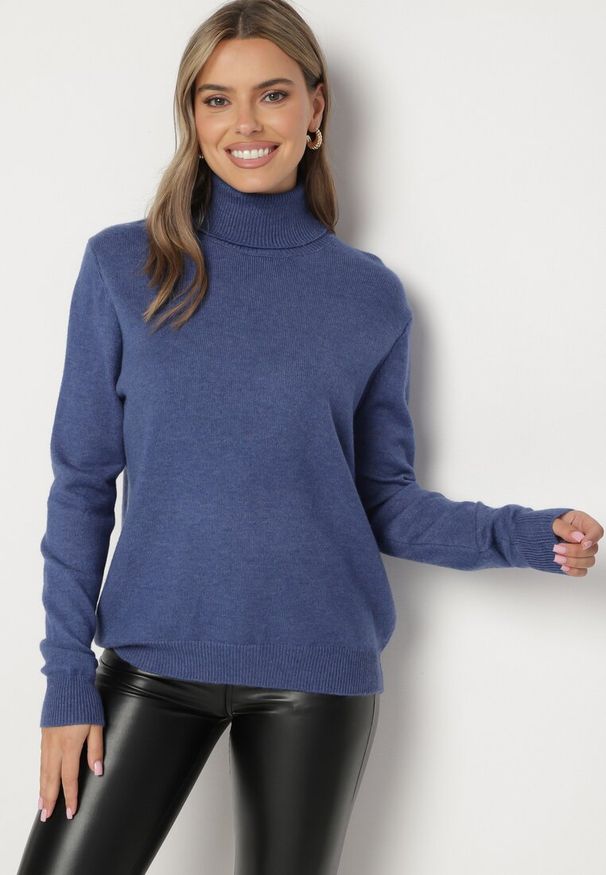 Born2be - Niebieski Klasyczny Golf z Wiskozą i Bawełną Lerella. Okazja: na co dzień, do pracy. Typ kołnierza: golf. Kolekcja: plus size. Kolor: niebieski. Materiał: bawełna, wiskoza. Styl: klasyczny