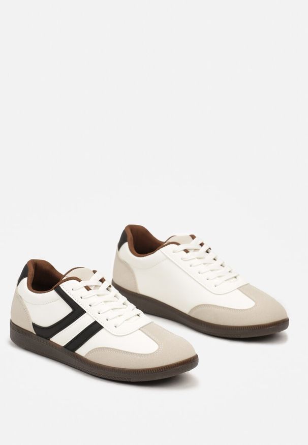 Renee - Beżowe Casualowe Sneakersy z Geometrycznymi Wzorami i Kontrastowymi Przeszyciami Riandrea. Okazja: na co dzień. Nosek buta: okrągły. Zapięcie: sznurówki. Kolor: beżowy. Wzór: geometria. Materiał: jeans, materiał. Obcas: na płaskiej podeszwie, na obcasie. Wysokość obcasa: niski. Sport: turystyka piesza