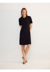 Reserved - Dzianinowa sukienka - granatowy. Kolor: niebieski. Materiał: dzianina. Typ sukienki: proste #1