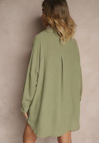 Renee - Ciemnozielona Koszula o Fasonie Oversize w Klasycznym Stylu Marionera. Okazja: na co dzień. Kolor: zielony. Materiał: bawełna, materiał. Długość rękawa: długi rękaw. Długość: długie. Styl: klasyczny #4