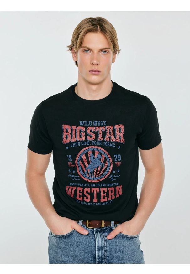 Big-Star - Koszulka męska z linii Authentic z nadrukiem czarna Wester 906. Okazja: na co dzień. Kolor: czarny. Materiał: bawełna. Wzór: nadruk. Styl: casual, klasyczny