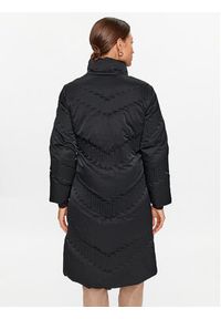 Guess Kurtka zimowa W3BL42 WFSV2 Czarny Regular Fit. Kolor: czarny. Materiał: syntetyk. Sezon: zima