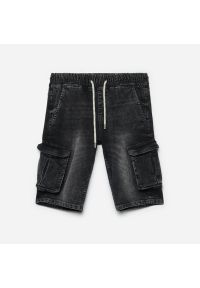 Cropp - Jeansowe szorty jogger - Szary. Kolor: szary. Materiał: jeans #1