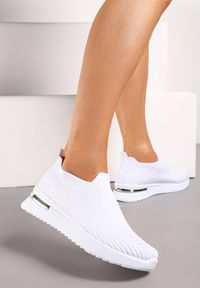 Renee - Białe Buty Sportowe z Wsuwaną Skarpetkową Cholewką do Kostki Elairi. Kolor: biały. Szerokość cholewki: normalna #5